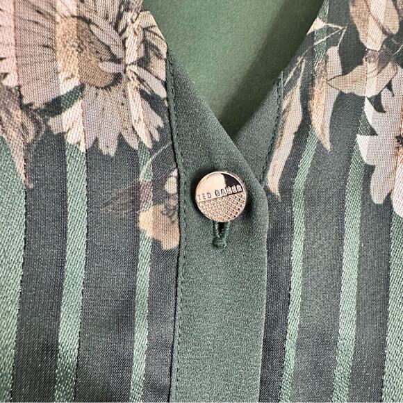 Ted Baker Evelin Floral Print Metallic Crepe Long Sheer Sleeve Green Blouse Sz 4 - Picture 12 of 15